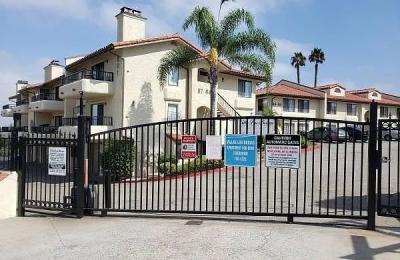 Villa Las Brisas Apartments